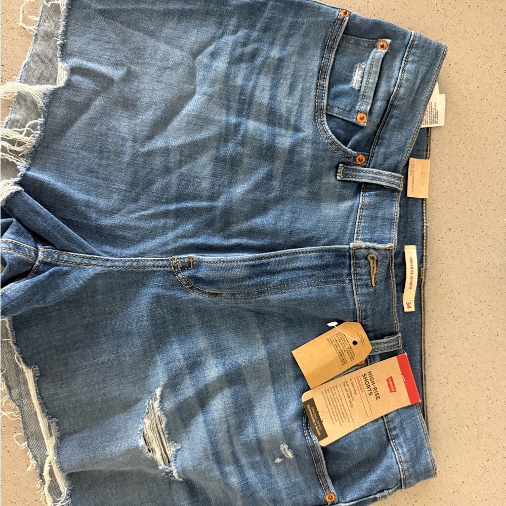 Levi's Blue Jeans Distressed Denim